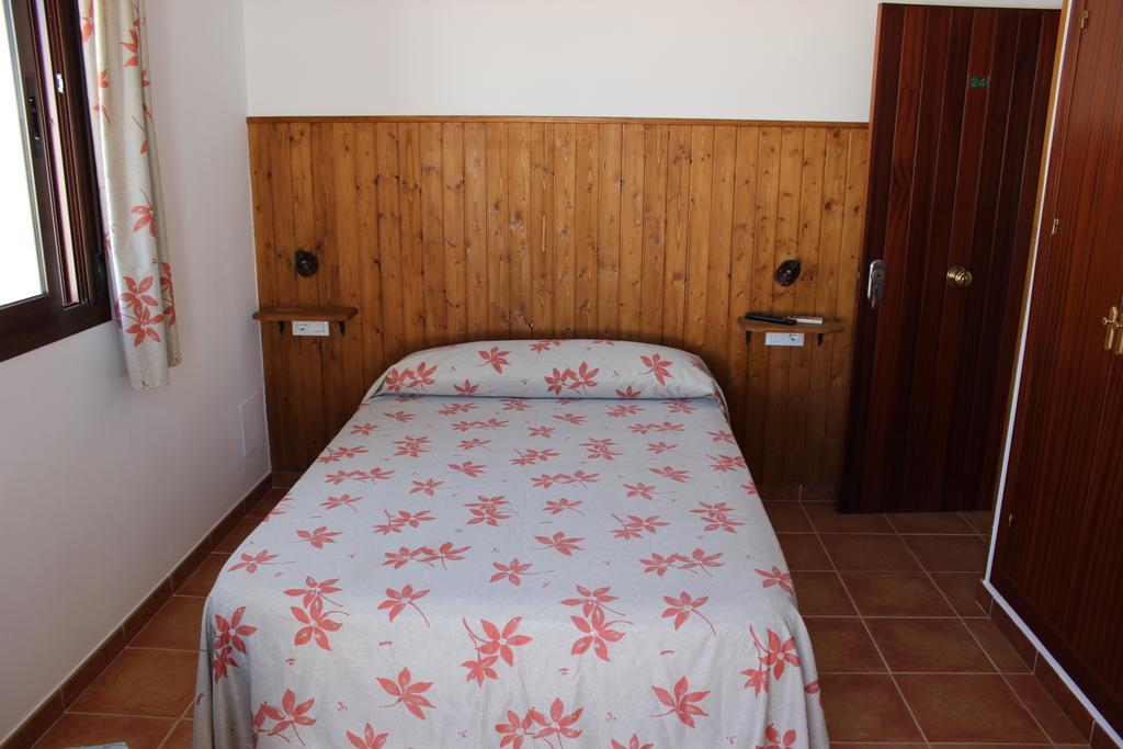 Hostal Jadraza Zahara de los Atunes Exterior photo